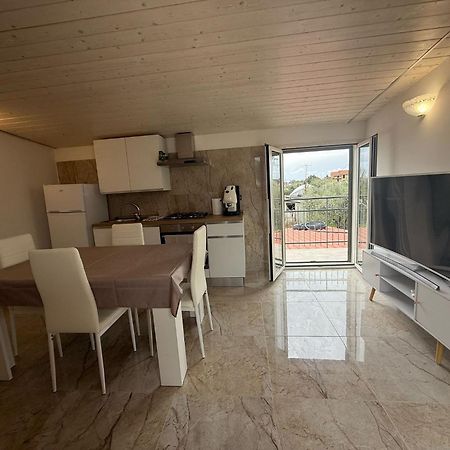 La Perla Di Dea Villa Lido Di Fondi Luaran gambar