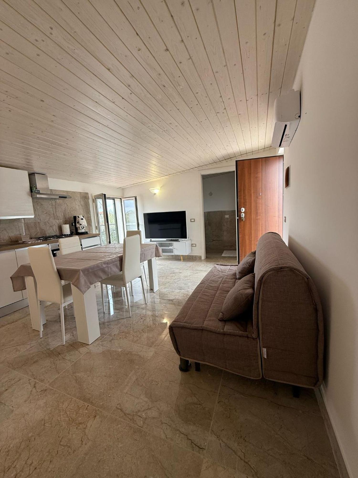 La Perla Di Dea Villa Lido Di Fondi Luaran gambar