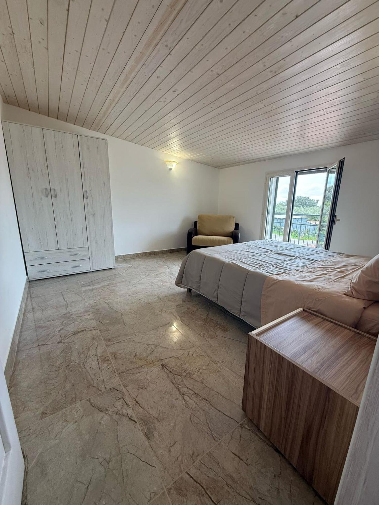 La Perla Di Dea Villa Lido Di Fondi Luaran gambar
